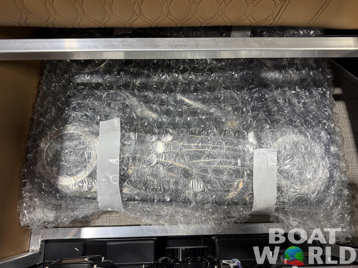 2026 Tahoe Pontoons LTZ 2385 Quad Lounge 