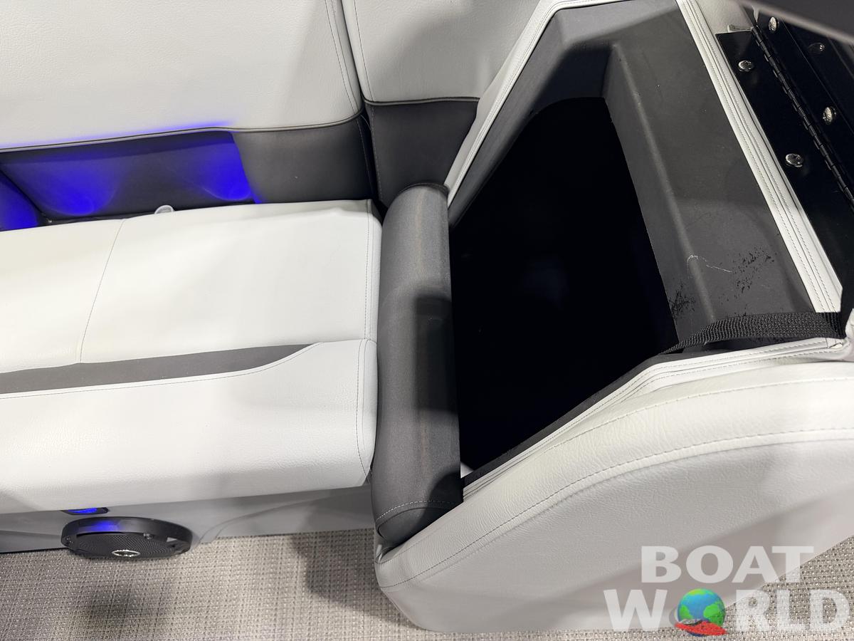 Used 2024 Bentley Legacy 223 150HP Navigator Tritoon - $47995