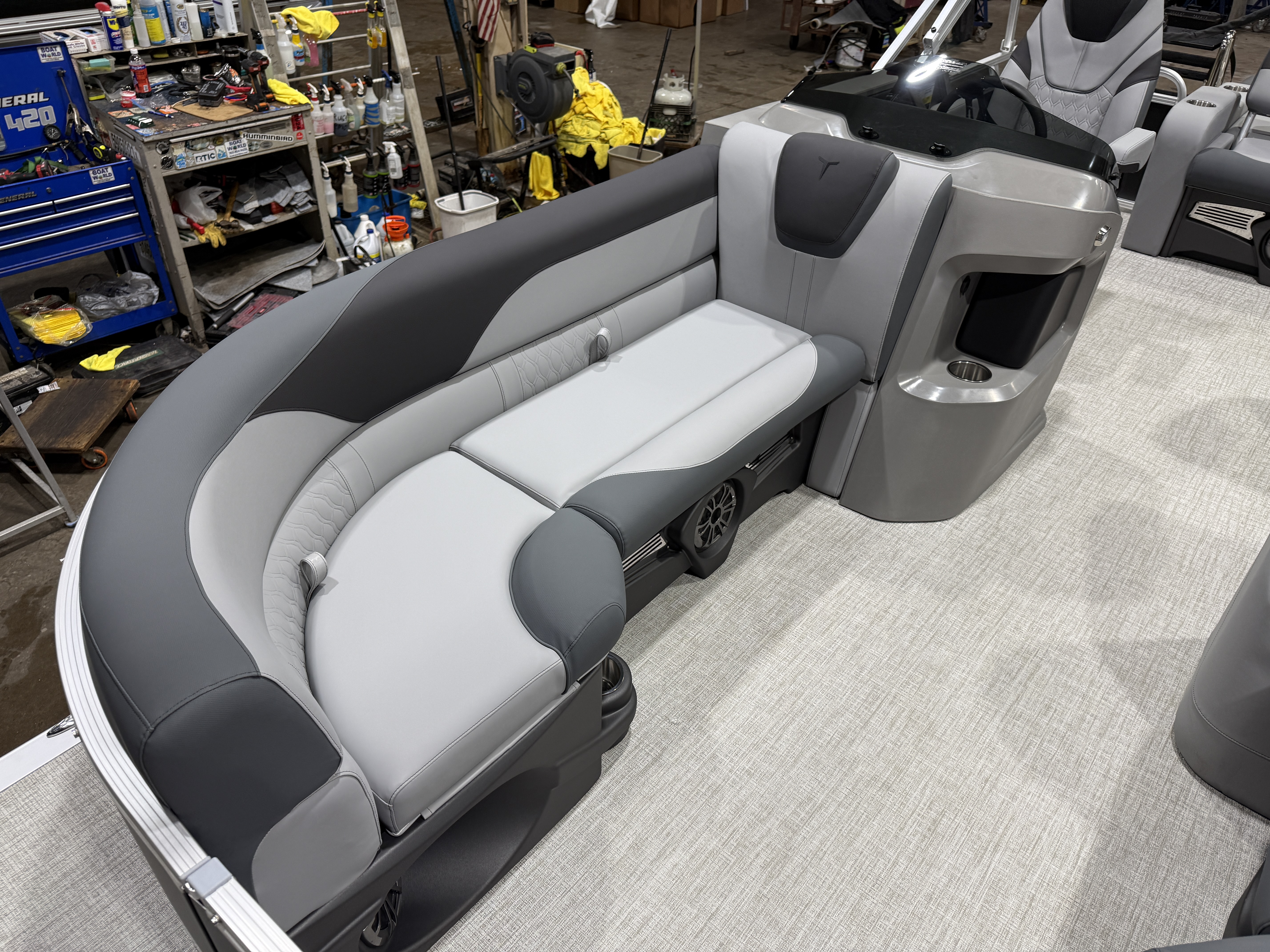 2027 Tahoe LTZ 2385 VRB SE Swingback Pontoon $42995