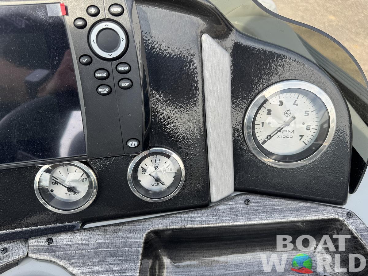 Used 2023 Montego Bay 8522 Quad Lounge Pontoon with 115HP Honda Fourstroke EFI