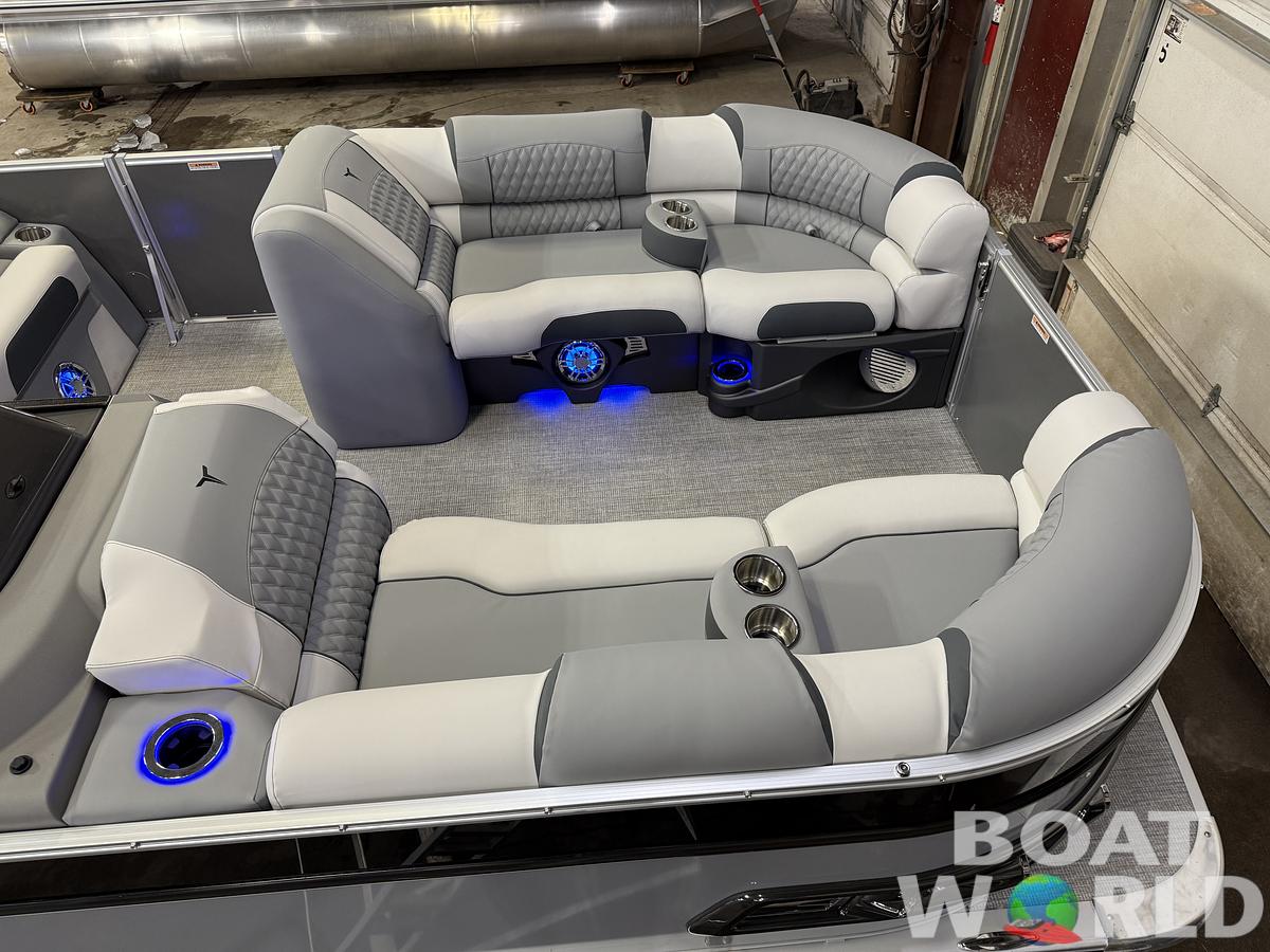 2025 Tahoe Pontoons Cascade 2385 Quad Lounge Shift Flip Tritoon & Honda 4-Stroke EFI
