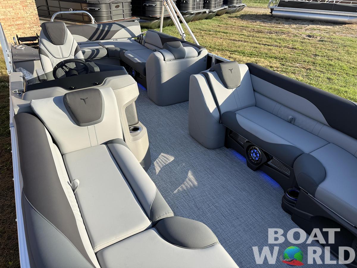 2026 Tahoe Pontoons LTZ 2385 (CRB) Cruise Rear Bench Tritoon 