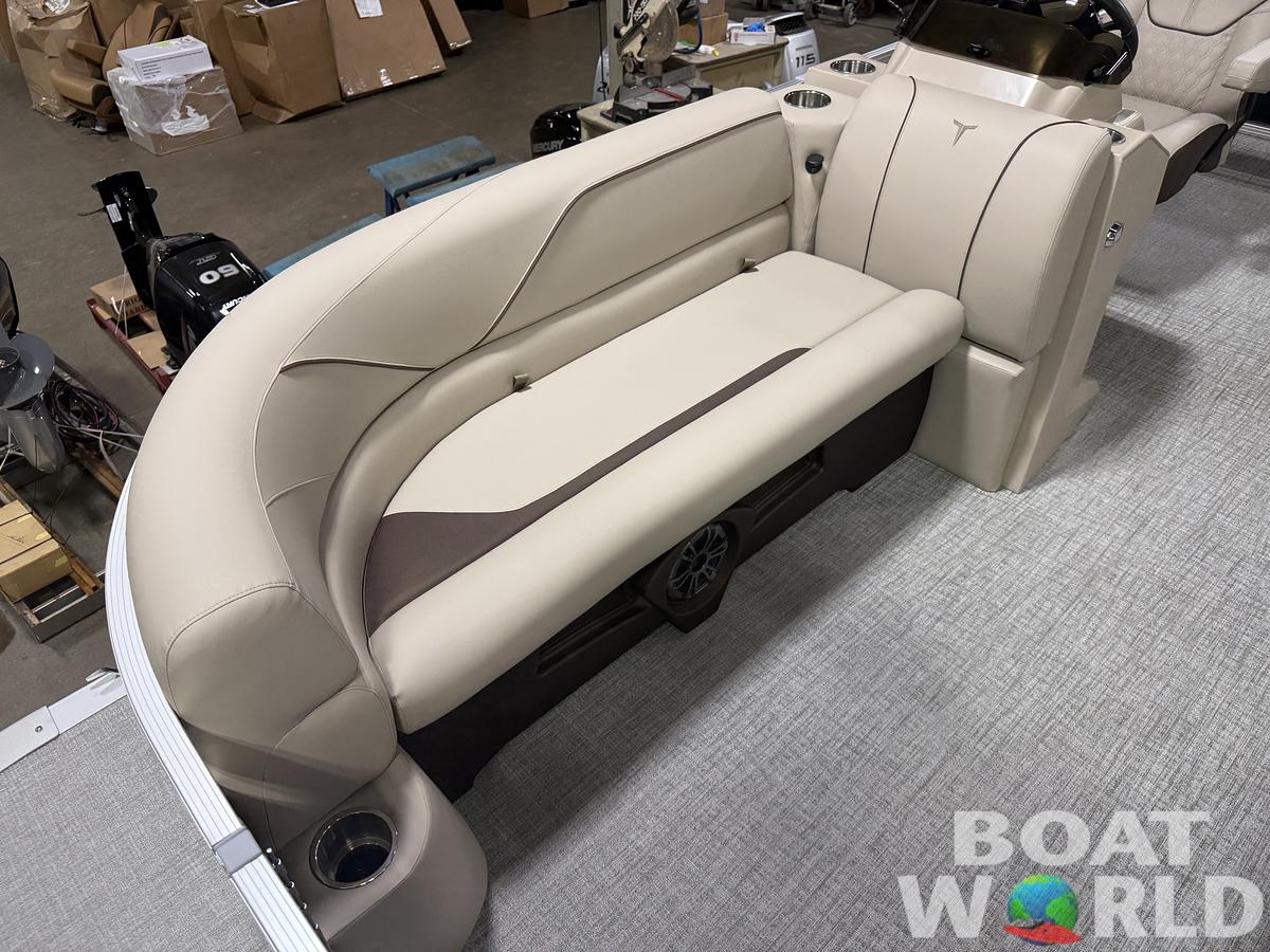 2026 Tahoe Pontoons Sport 2385 Swingback (VRB) & Honda 4-Stroke EFI