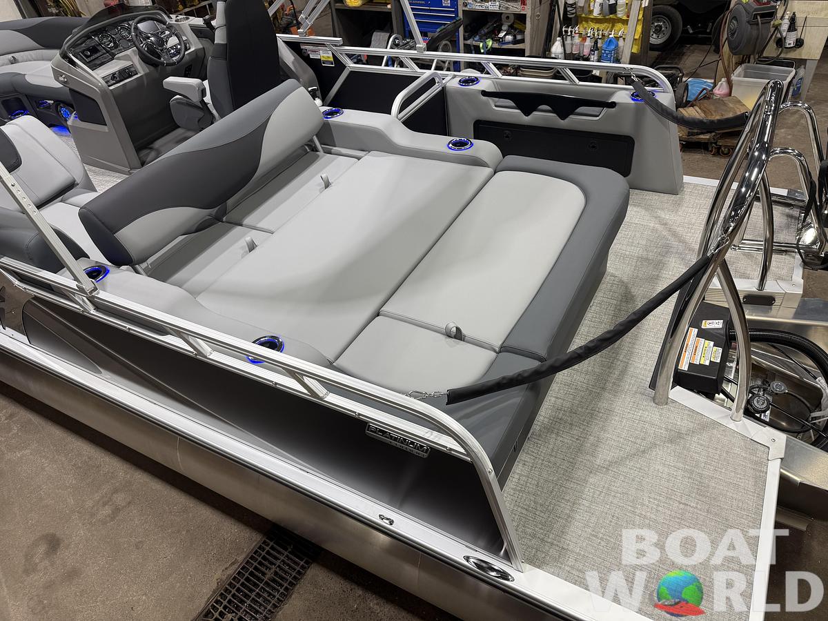 2026 Tahoe Pontoons LTZ 2385 Swingback (VRB) Tritoon 