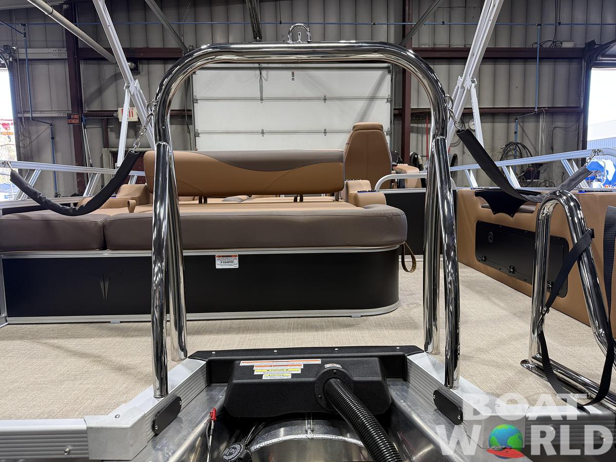 2027 Tahoe LTZ 2385 VRB Swingback Pontoon $41995