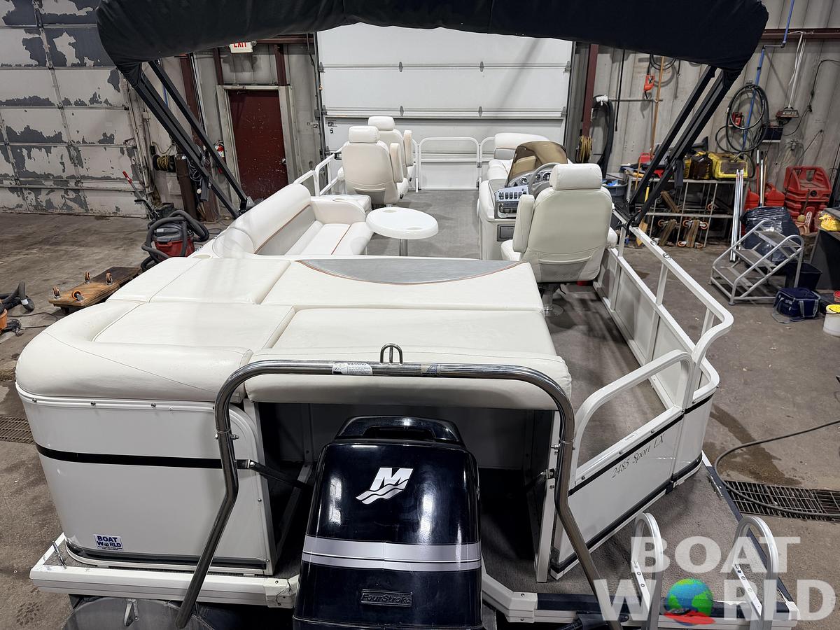 Used 2006 Crestliner 2485 Sport LX Pontoon