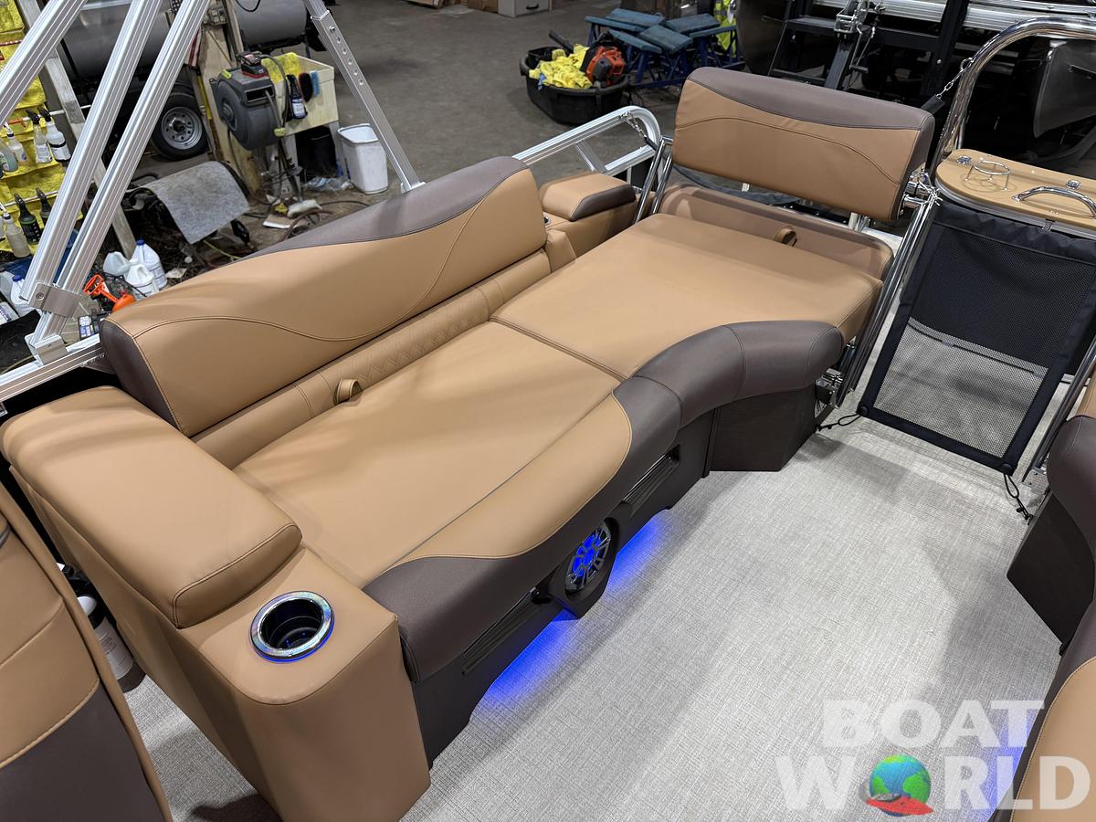 2027 Tahoe LTZ 2385 Quad Lounge Shift SS Tritoon & 4-Stroke Outboard $55995