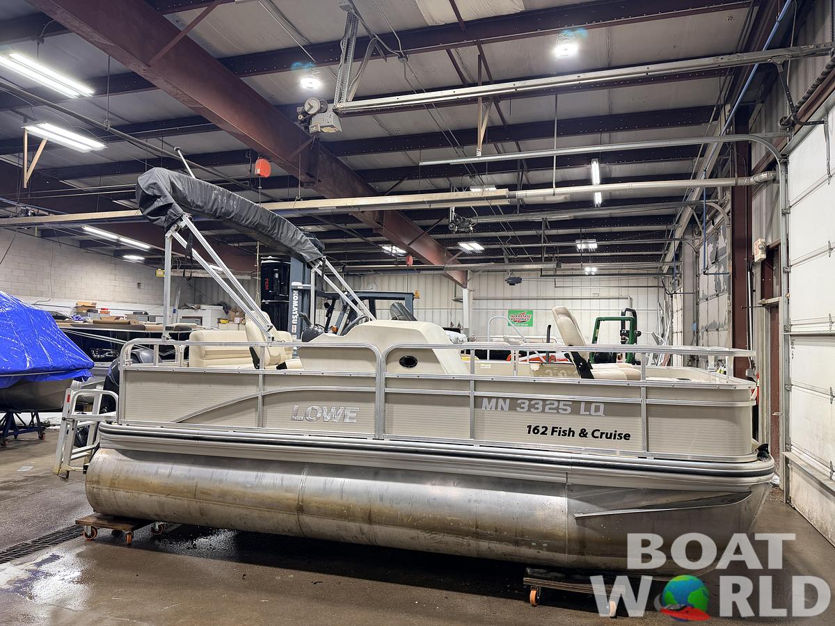 Used 2016 Lowe 162 Fish & Cruise Pontoon