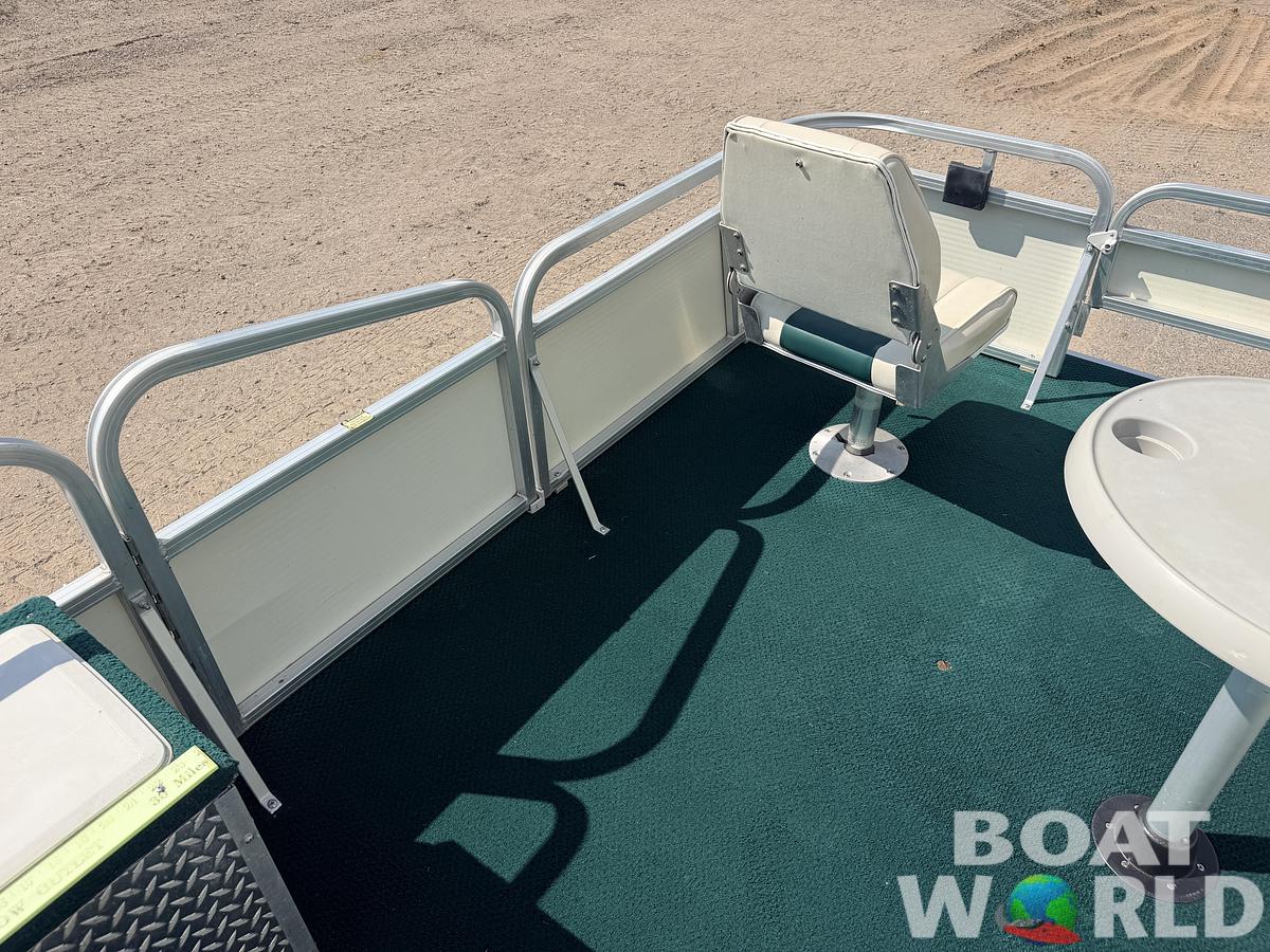 Used 2003 Odyssey 1903 Fish & Cruise & 40HP Johnson 4Stroke -$10,995