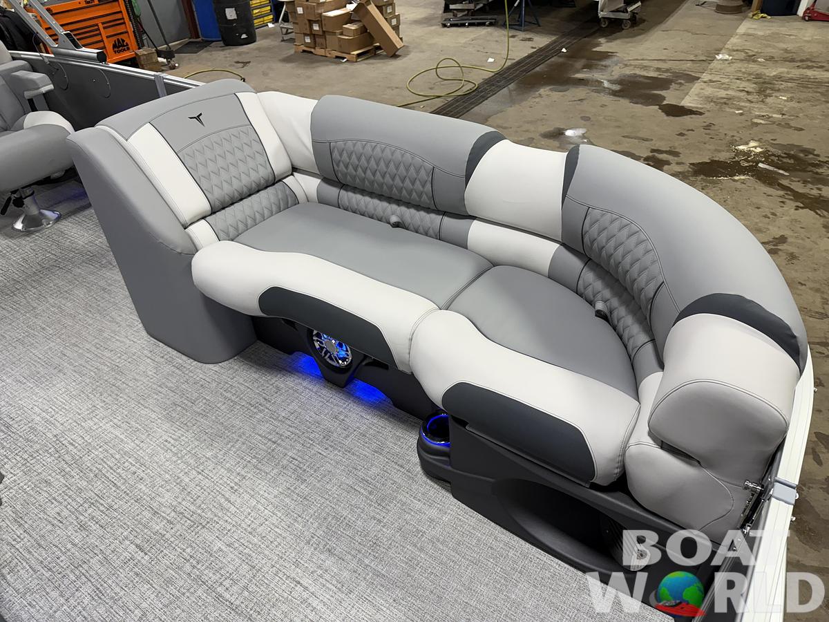 2025 Tahoe Pontoons Cascade 2385 Quad Lounge Shift SS Tritoon & Honda 4-Stroke EFI