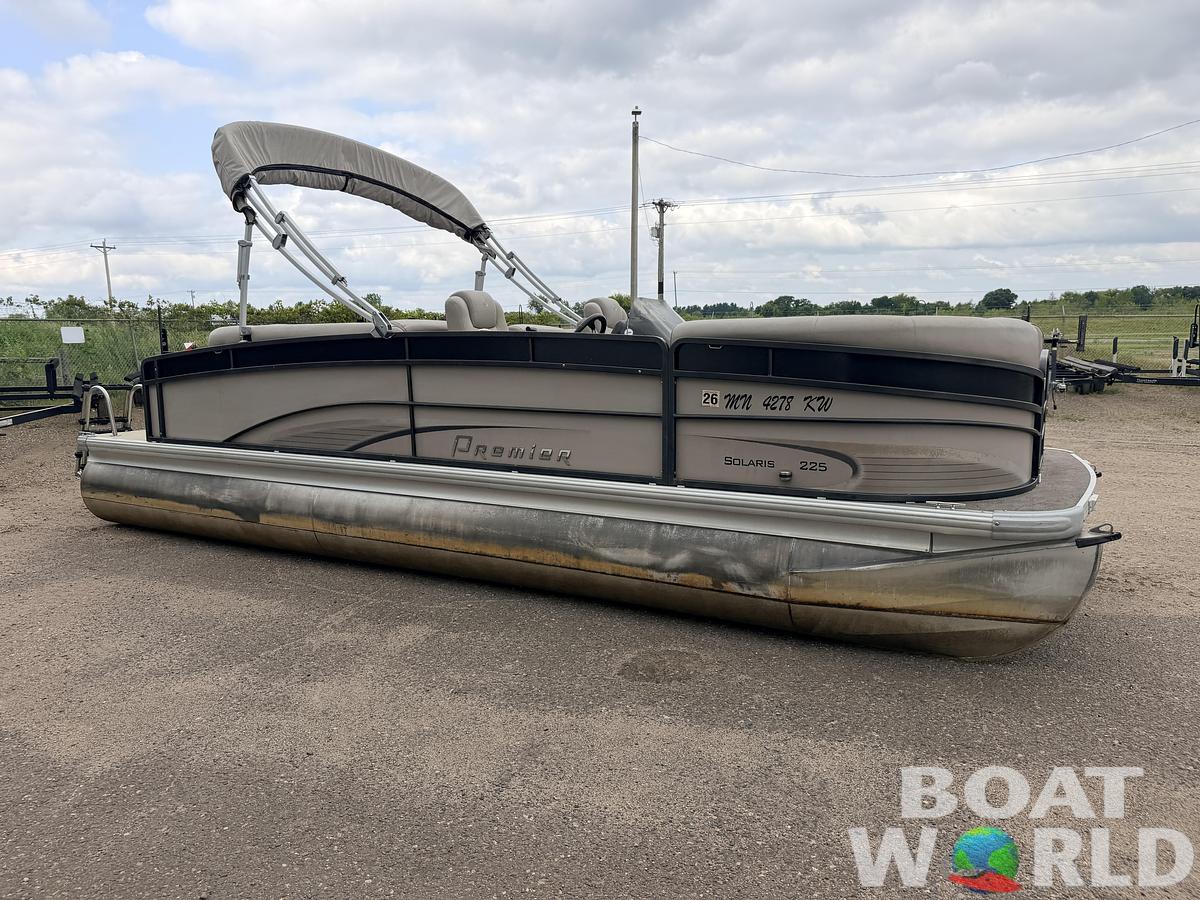 Used 2012 Premier 225 Solaris & 50HP Yamaha 4Stroke -$19,995
