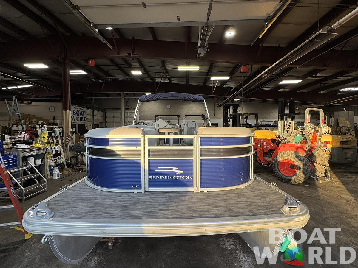 Used 2021 Bennington 22 SX Pontoon
