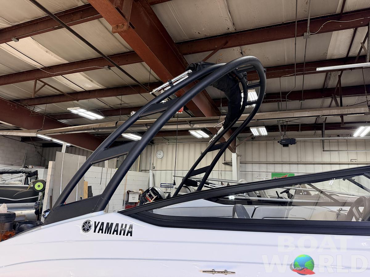 Used 2023 Yamaha AR 190