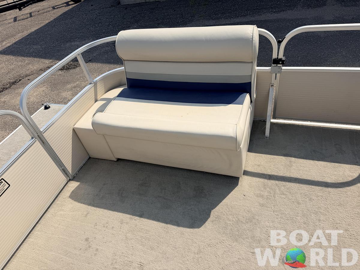 Used 2007 Weeres 200 Cadet & 25HP Mercury 4Stroke -$9,995
