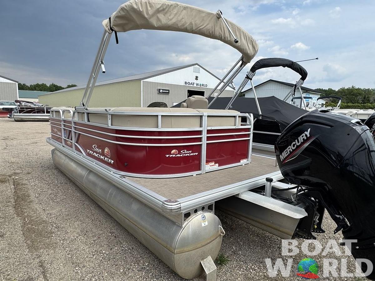 Used 2023 Sun Tracker Party Barge® 20 DLX