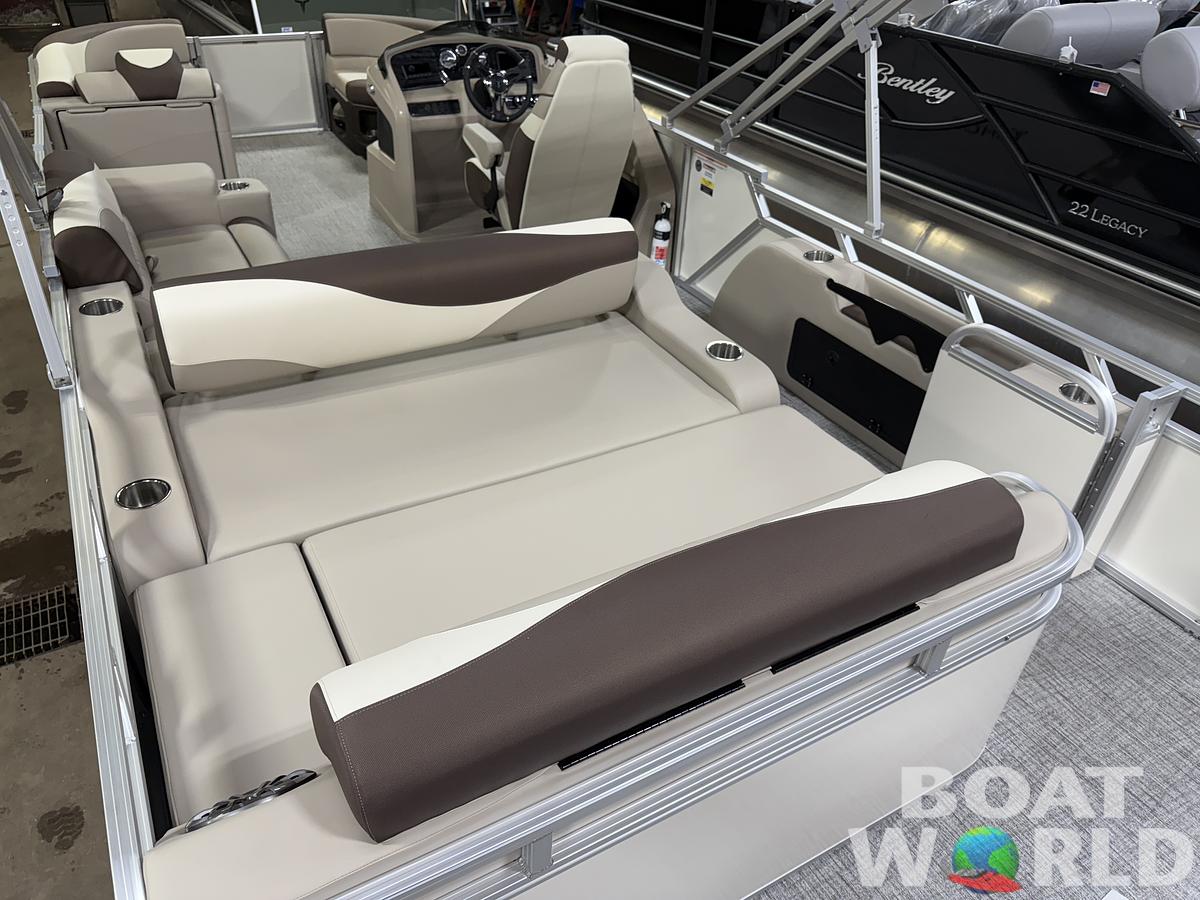 2025 Tahoe Pontoons LTZ 2385 Swingback (VRL) & Honda 4-Stroke EFI