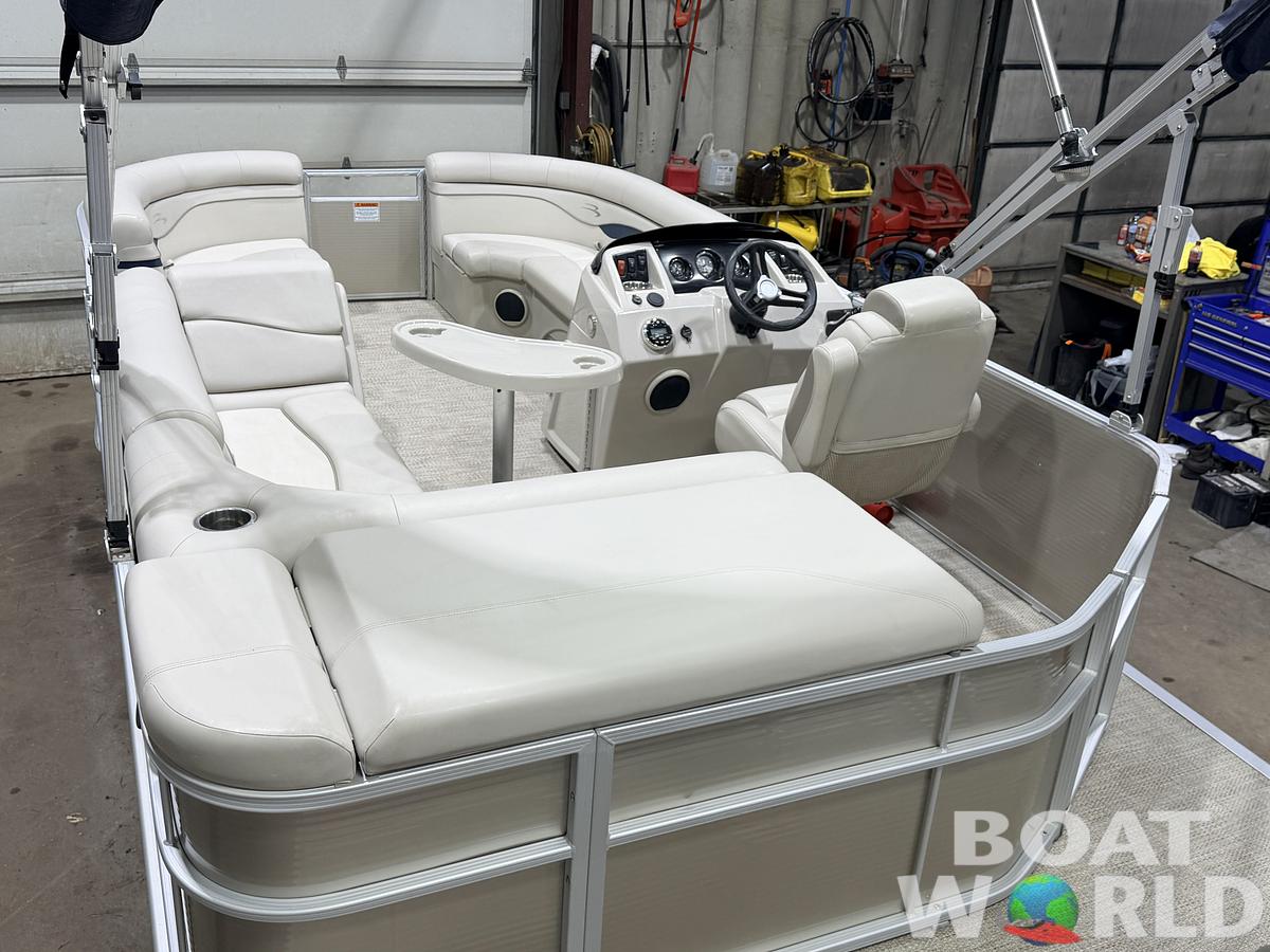 Used 2018 Bennington 20 SLX Pontoon
