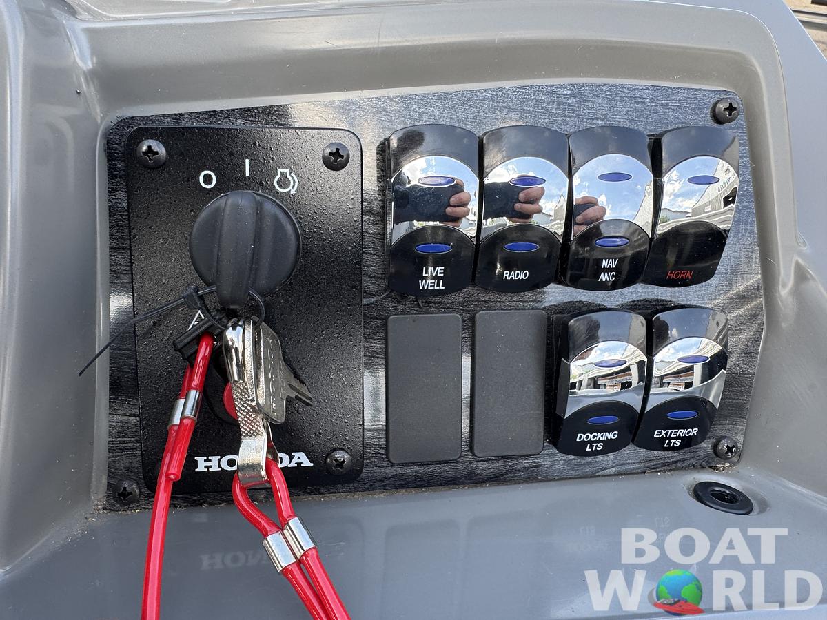 2025 Tahoe Pontoons GEOfish 2385 Rear Fish & Honda 4-Stroke EFI