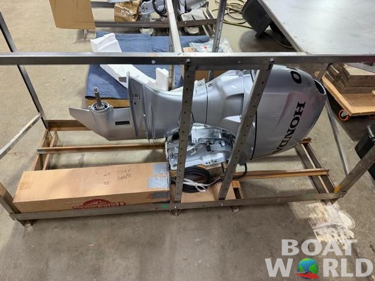 2025 Honda Marine 40HP 4-Stroke Tiller Outboard