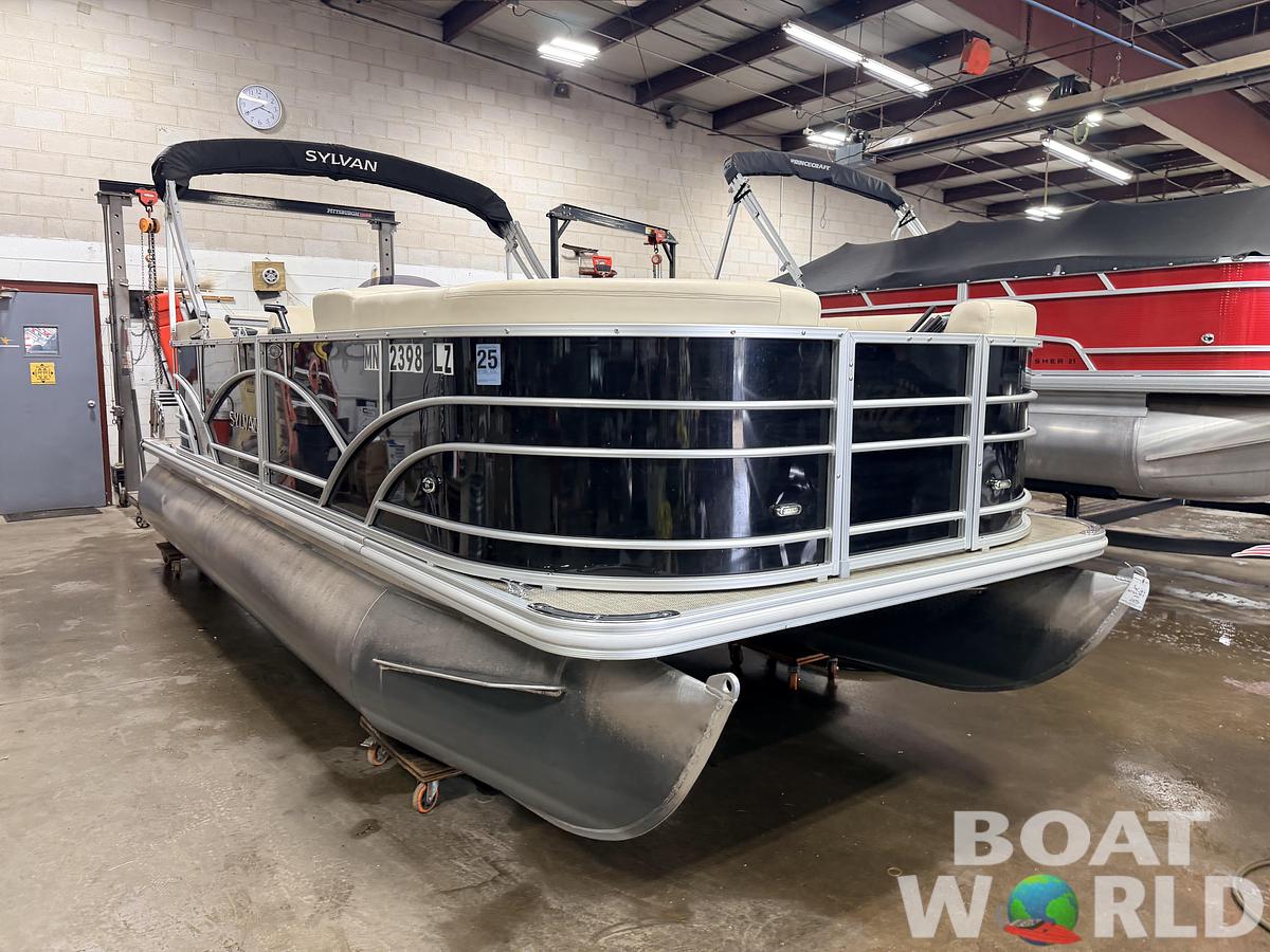 Used 2019 Sylvan MIrage 820 LZ Quad Lounge & 90HP Yamaha -$27,995