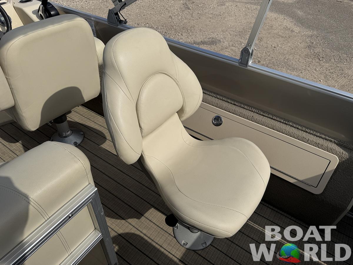 Used 2018 Sylvan Mirage 820 4-PT Pontoon