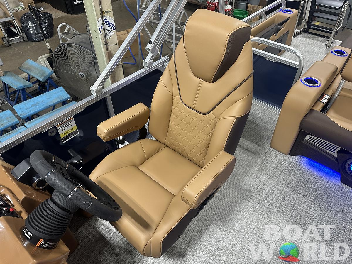 2025 Tahoe Pontoons LTZ 2385 Swingback (VRB) Windshield Tritoon & Honda 4-Stroke EFI