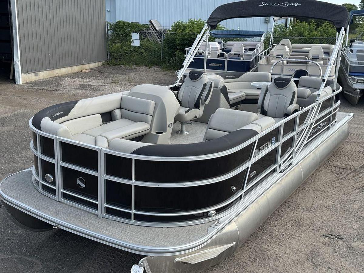 Used 2023 South Bay 224RS LE  Pontoon & 140HP Suzuki 4-Stroke EFI