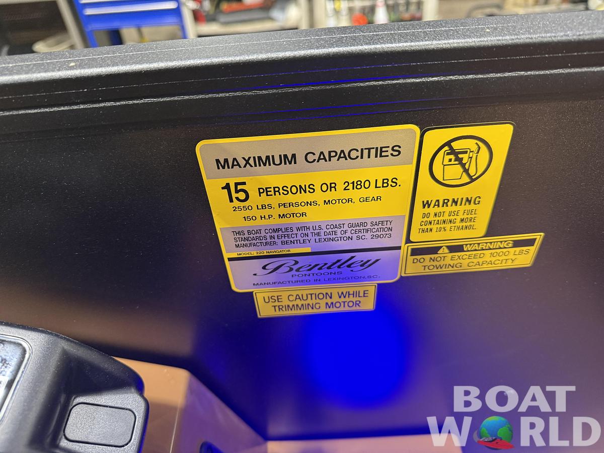 2026 Bentley Legacy 220 Navigator DL Quad Lounge $42995