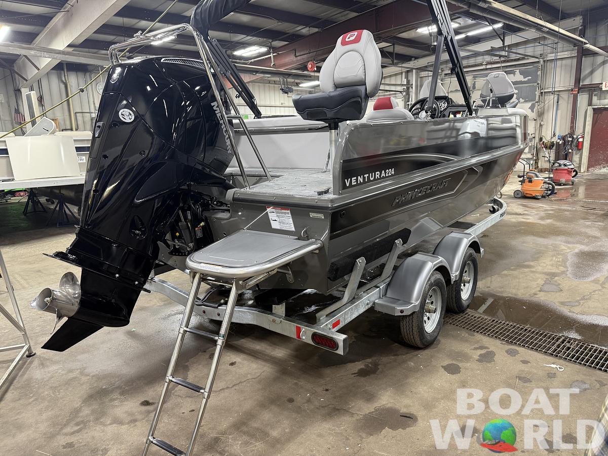 2024 Princecraft Ventura 224 Deckboat 
