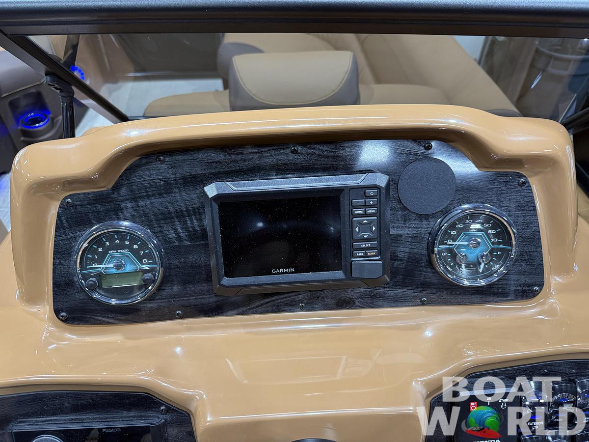 2027 Tahoe LTZ 300HP VRB Windshield Swingback $69995