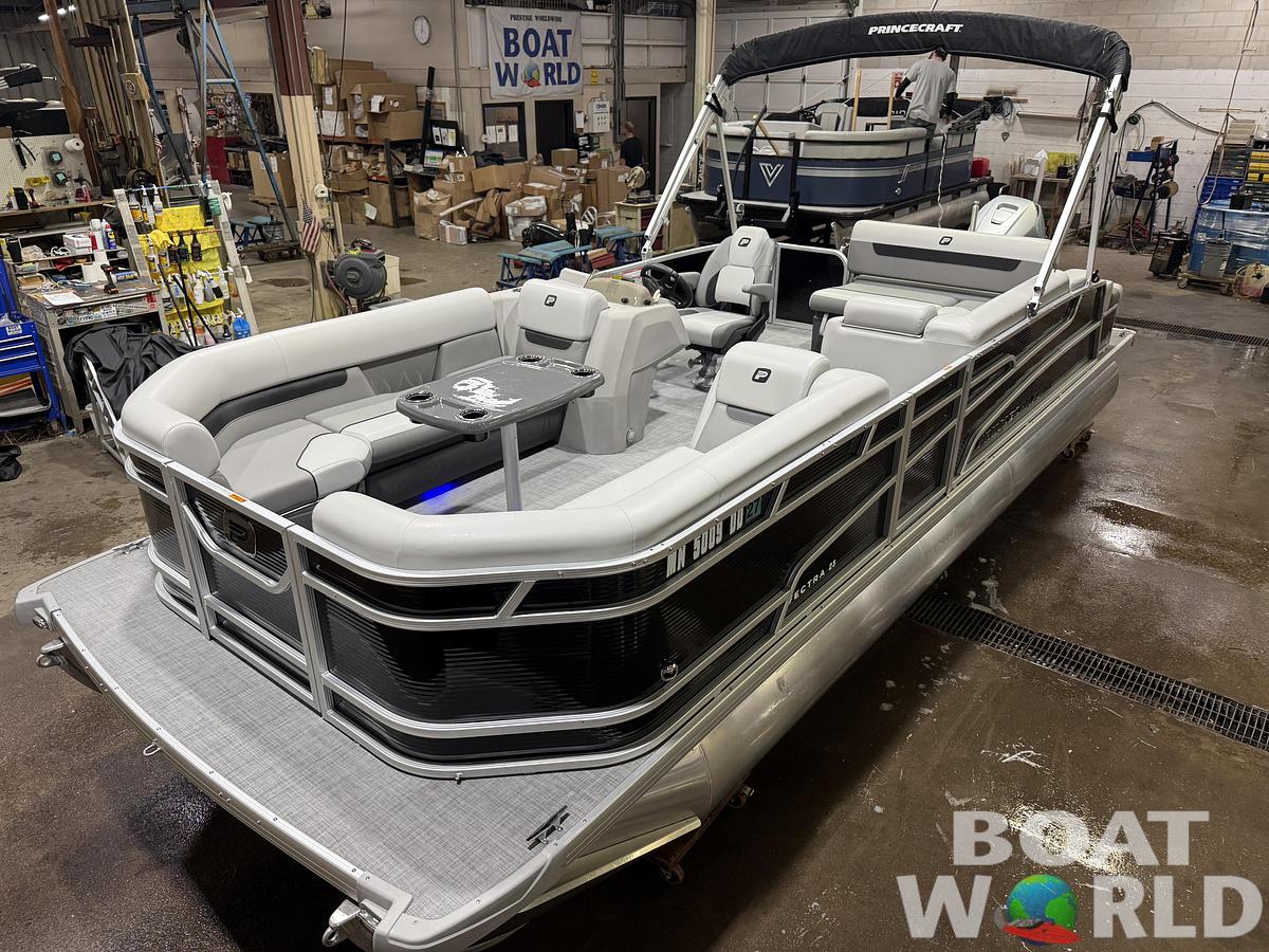 2025 Princecraft 23' Swingback & 150HP 