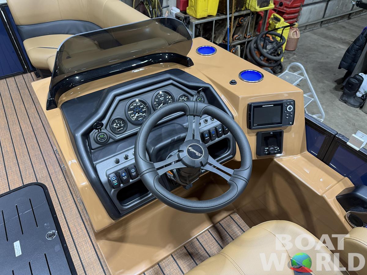 2026 Bentley Legacy 223 Swingback Tritoon $52995