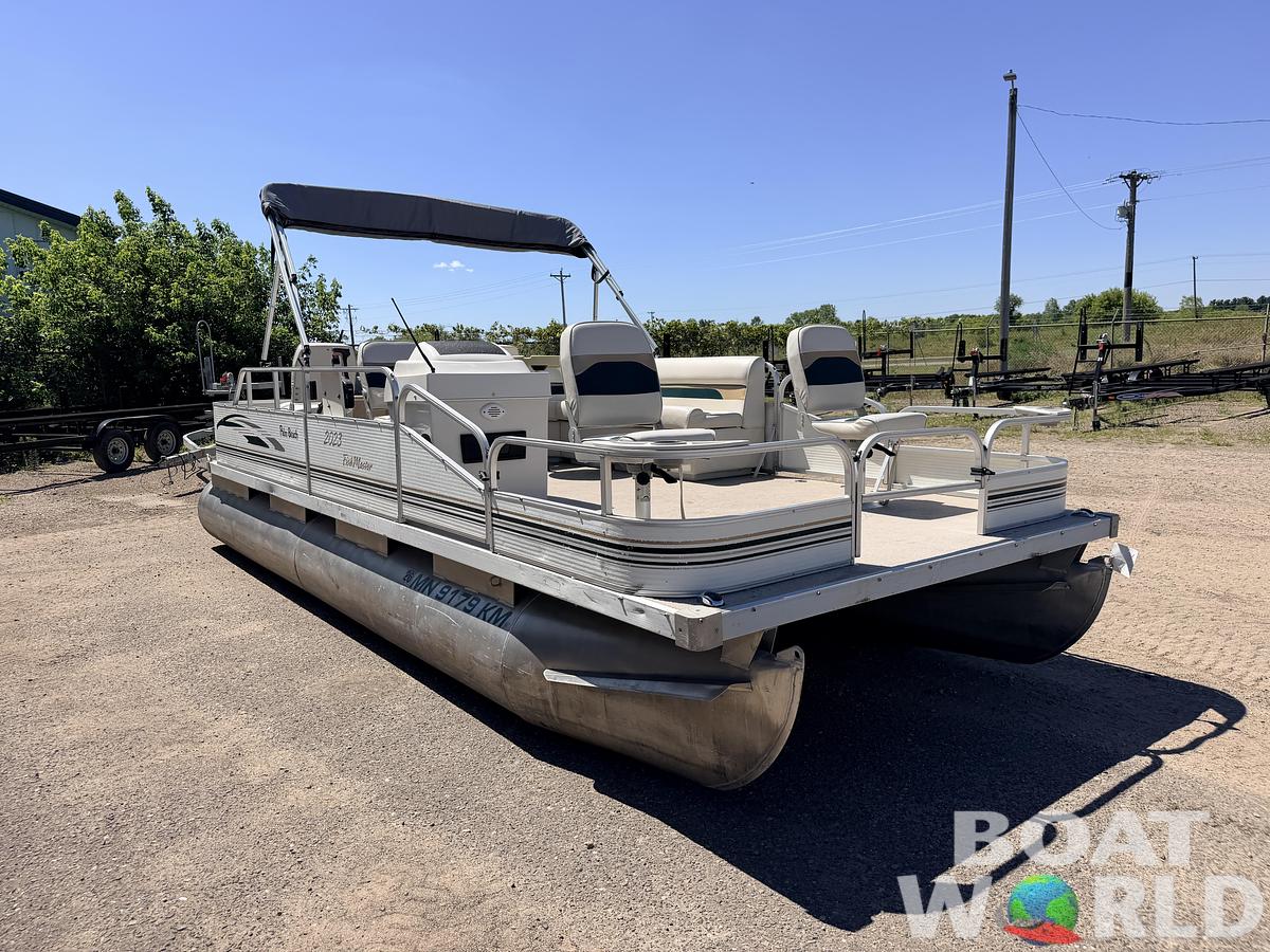 Used 2010 Palm Beach 2023 Fishmaster & 60HP Mercury 4Stroke -$12,995
