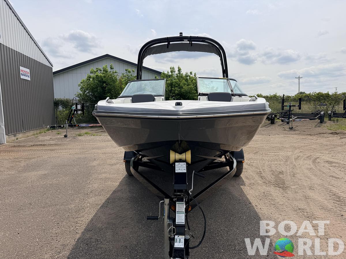 Used 2016 Yamaha AR192 Jet Boat 210HP Supercharged 1.8L & Single Axle Trailer -$29,995