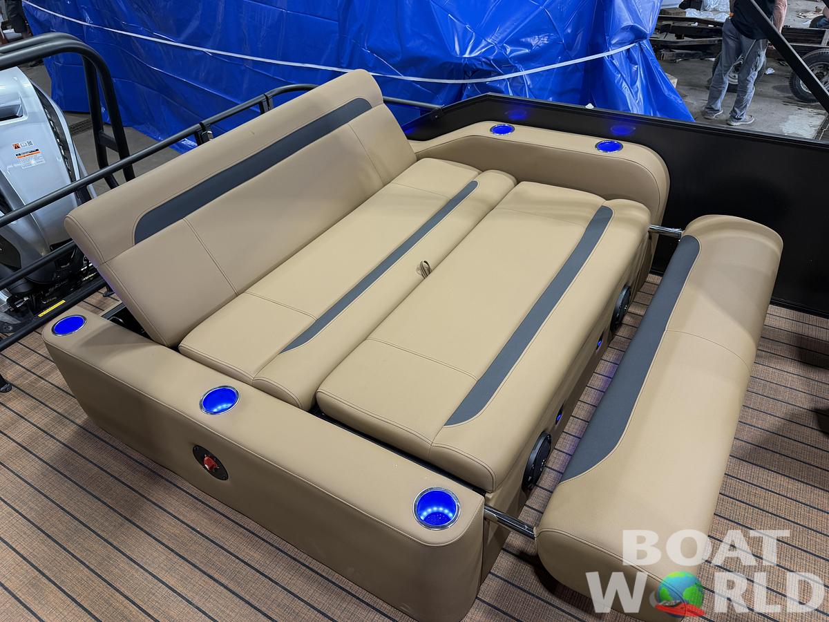 2027 Bentley 300hp Swingback Legacy 243 Tritoon $69995
