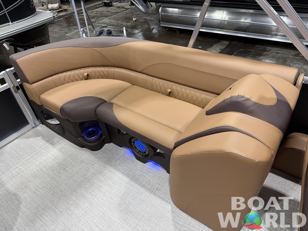 2026 Tahoe Pontoons LTZ 2385 Quad Lounge Tritoon