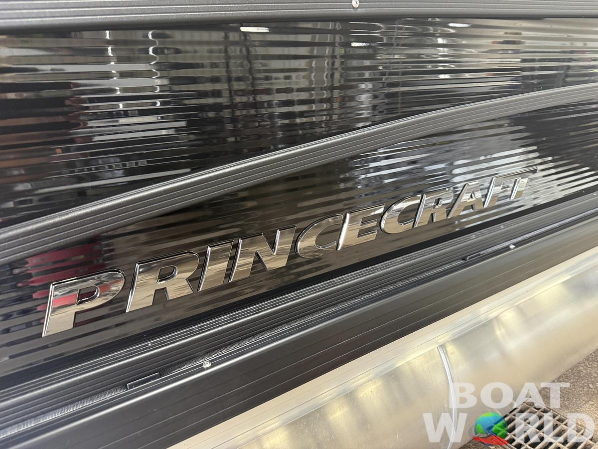 2026 Princecraft Vectra 23 RL SS Swingback Tritoon $43995