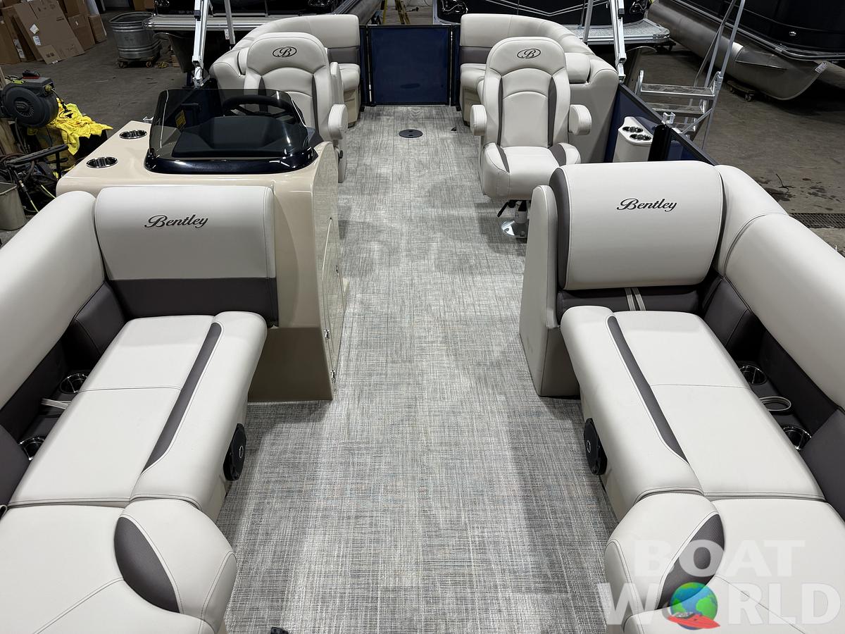 2026 Bentley Legacy 220 Navigator Quad Lounge Pontoon $36995