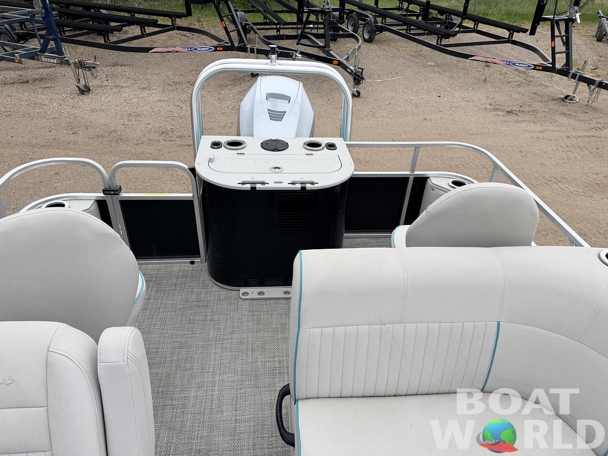 Used 2019 Qwest 822 Fish & Cruise Tritoon & 150HP Honda 4Stroke - $39,995