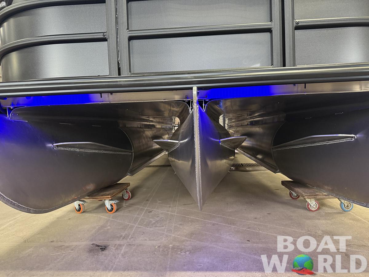 2026 Bentley Pontoons Elite 223 Admiral Quad Lounge Tritoon