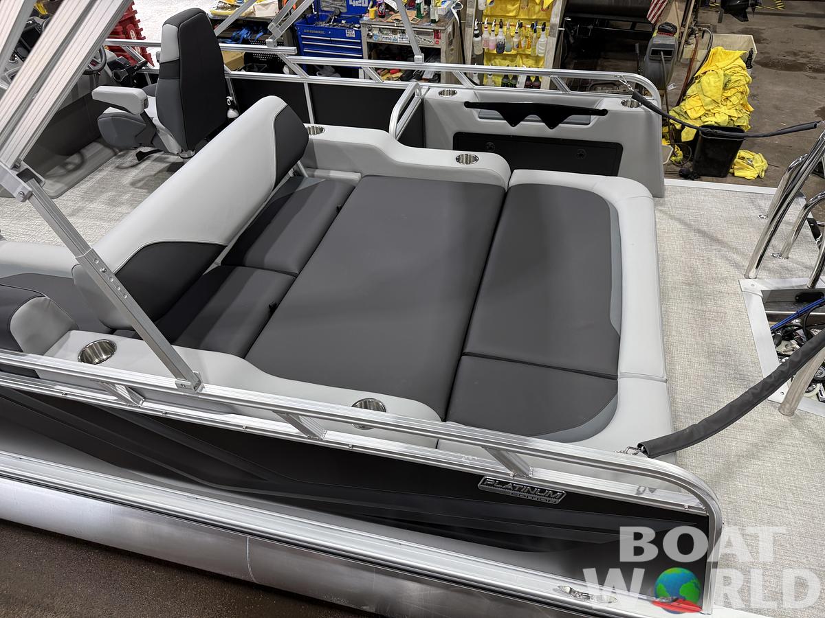 2027 Tahoe Sport VRB 2385 Swingback SE & 140HP $41995