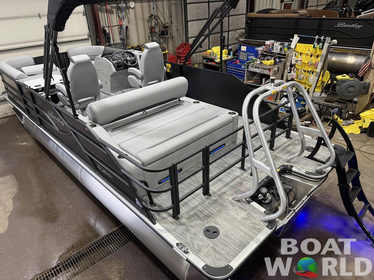2027 Bentley Legacy 220 Swingback Pontoon $44995