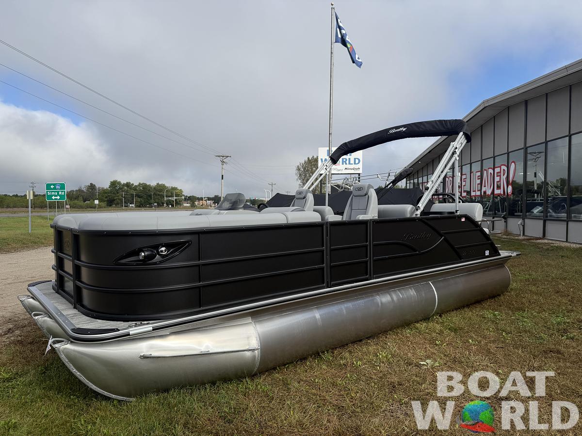 2026 Bentley Pontoons Legacy 223 QSB Swingback Tritoon 