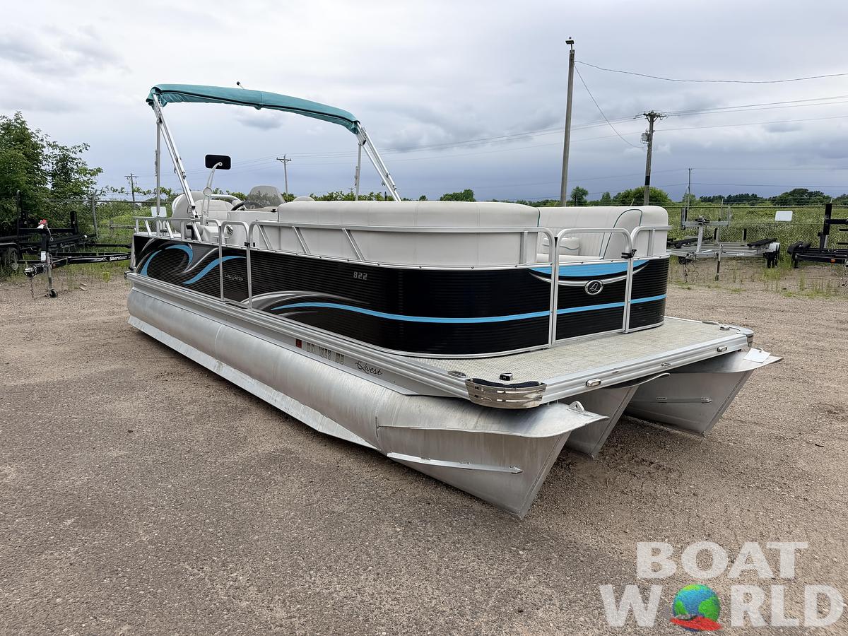 Used 2019 Qwest 822 LS Tritoon & 150HP Honda 4Stroke -$29,995