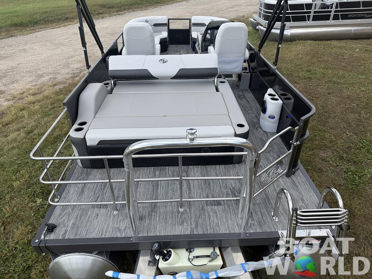 2026 Montego Bay 8522 Swingback Deluxe Pontoon 