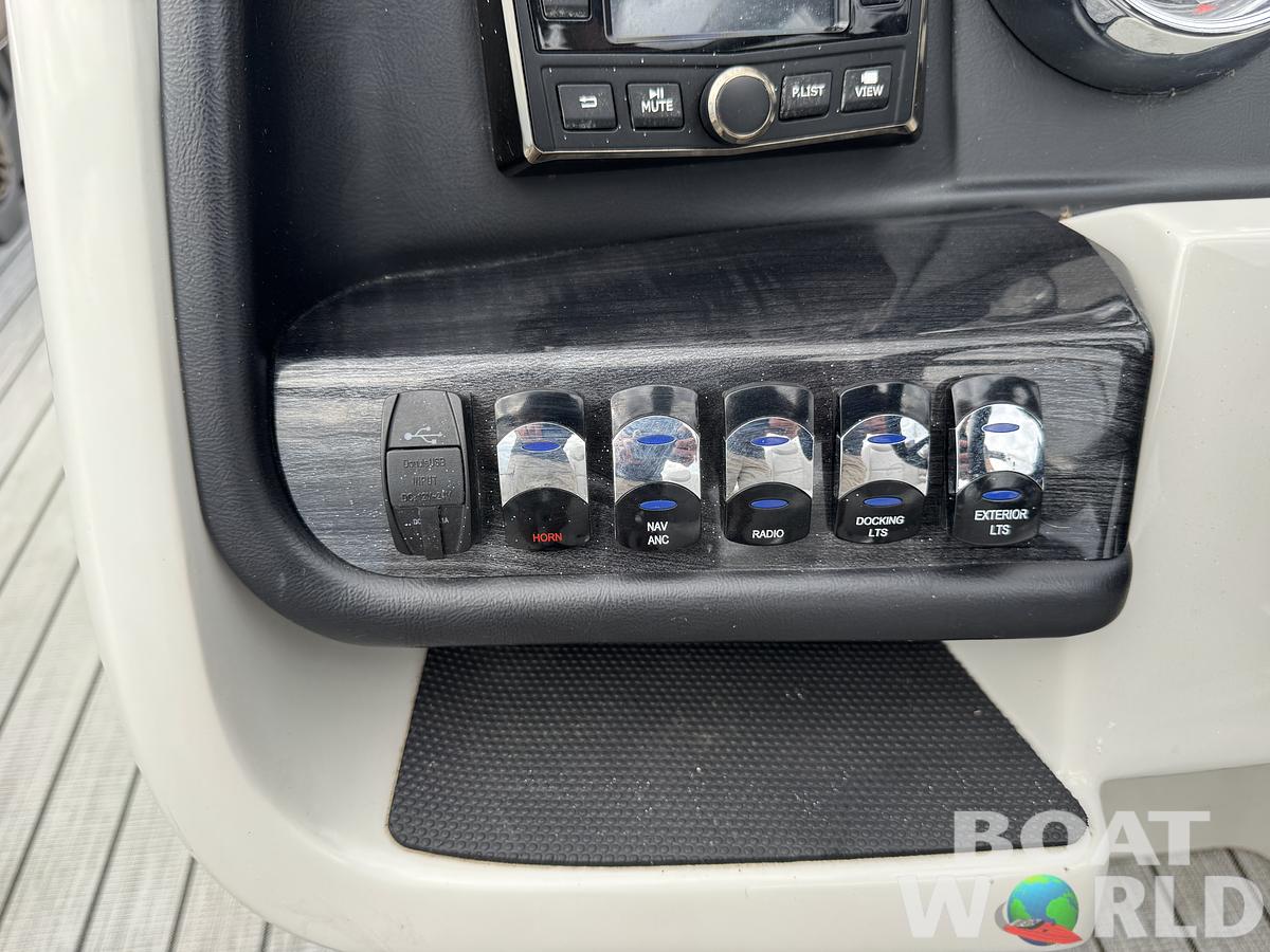 Used 2019 Tahoe Cascade 2385 RJ Pontoon