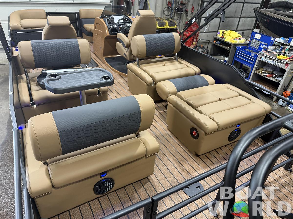 2026 Bentley Elite 223 Quad Swingback QSB Tritoon $64995