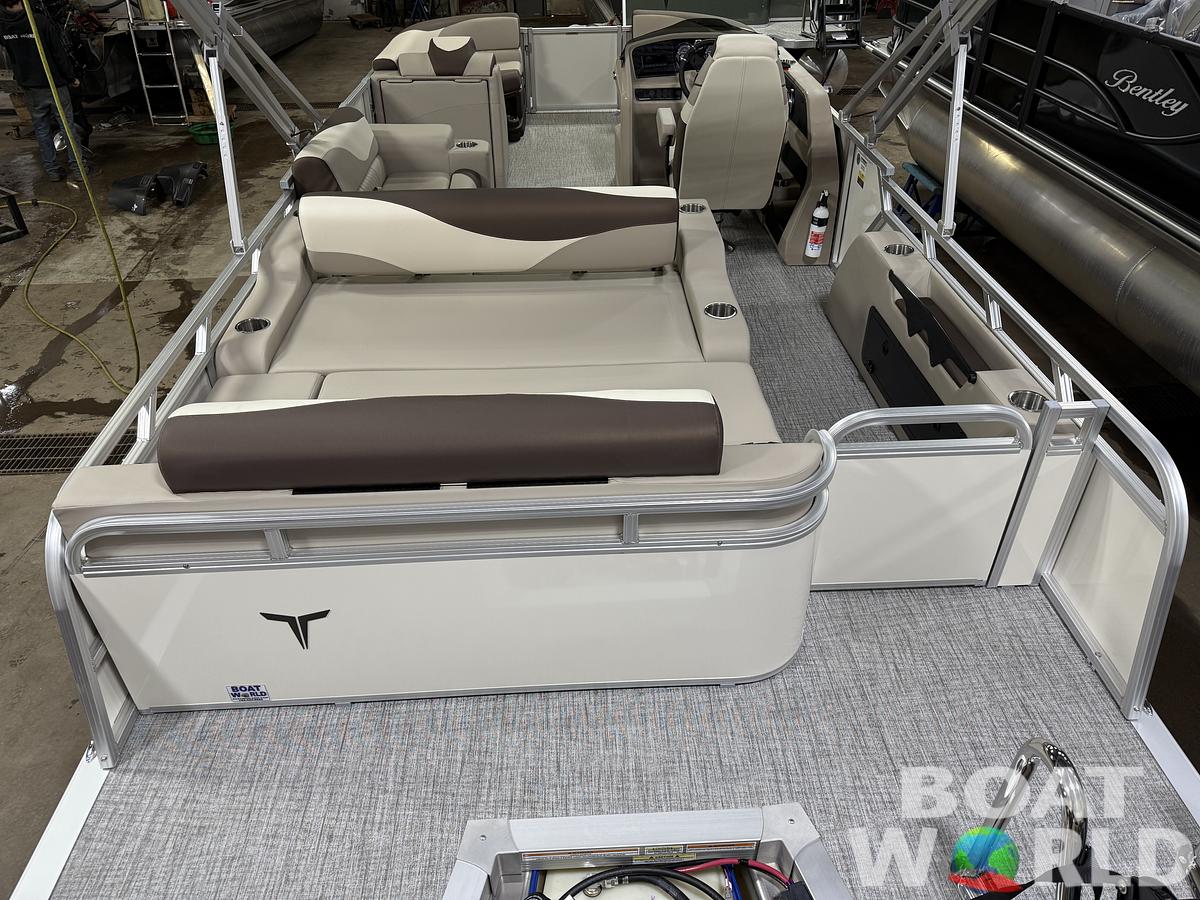 2025 Tahoe Pontoons LTZ 2385 Swingback (VRL) & Honda 4-Stroke EFI