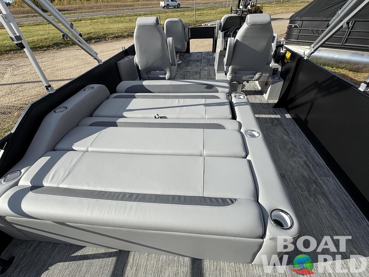 2026 Bentley Pontoons Forward Fish 220 Swingback