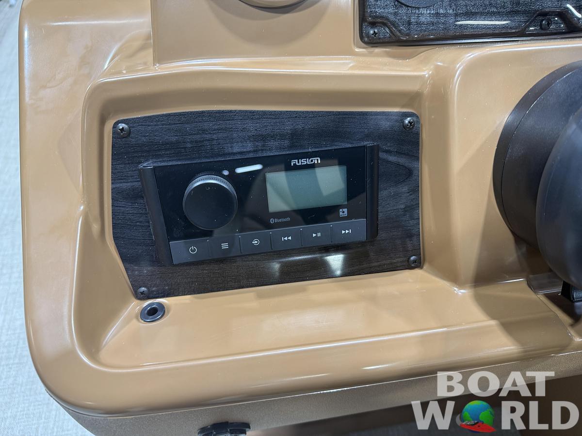 2026 Tahoe Pontoons Sport 2180 Rear Fish